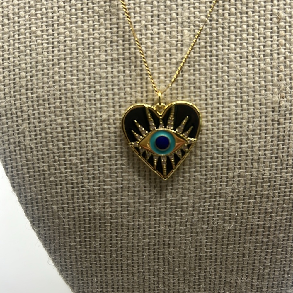 Women’s Gold and Black Heart Evil Eye Pendant Necklace NWOT